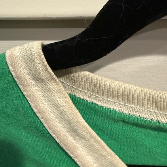 Green Day Kiss Me I’m Punk T-Shirt - Picture 5 of 10